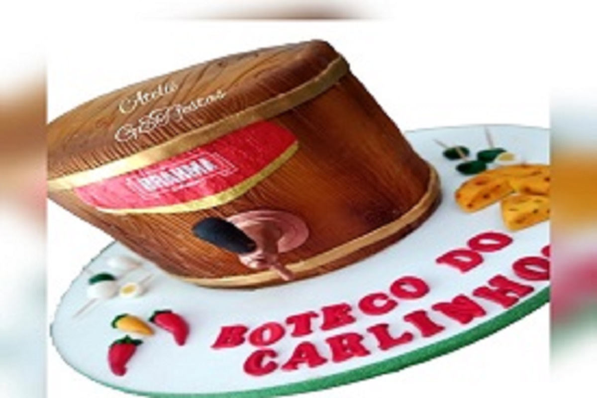 bolo barril de chopp